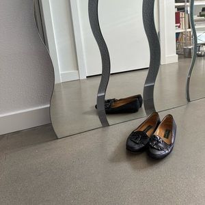 classic cole haan leather tassel loafers